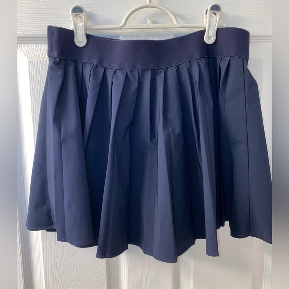 Garage Navy Tennis Skort - Picture 2 of 3